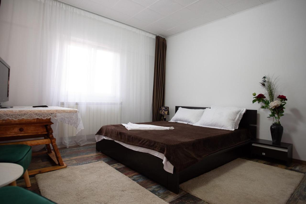 5 Bedrooms Luxury Apartment Villa Bucarest Exterior foto